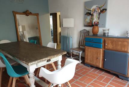 Charming Stone House with Pool - Pouzilhac, France