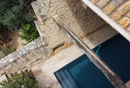 Charming Stone House with Pool - Pouzilhac, France