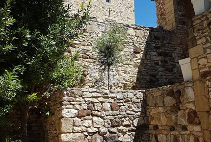 Charming Stone House with Pool - Pouzilhac, France