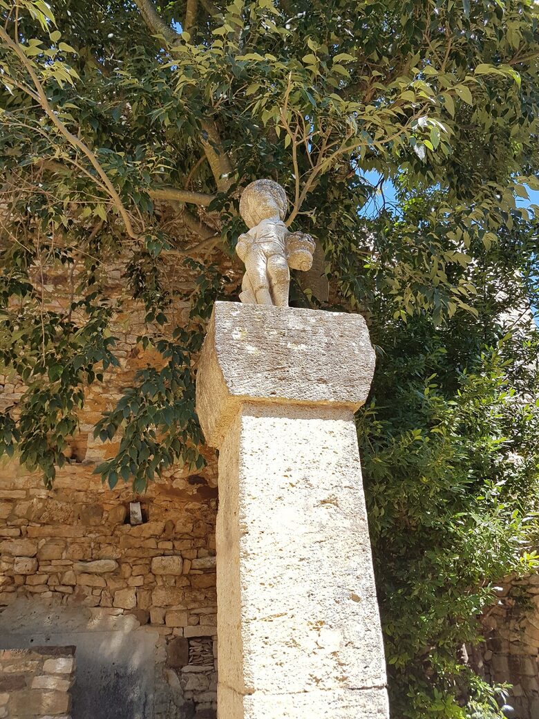 Charming Stone House with Pool - Pouzilhac, France