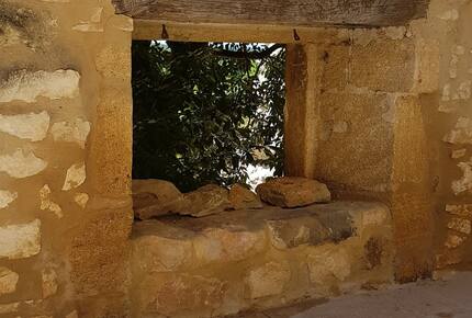 Charming Stone House with Pool - Pouzilhac, France