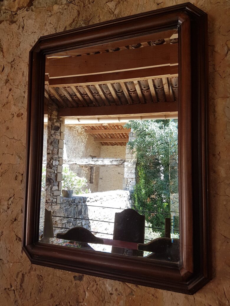 Charming Stone House with Pool - Pouzilhac, France