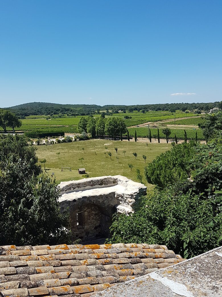 Charming Stone House with Pool - Pouzilhac, France