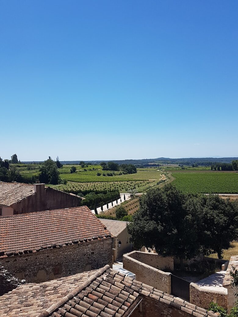 Charming Stone House with Pool - Pouzilhac, France