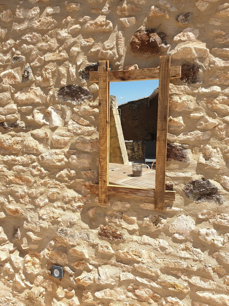 Charming Stone House with Pool - Pouzilhac, France