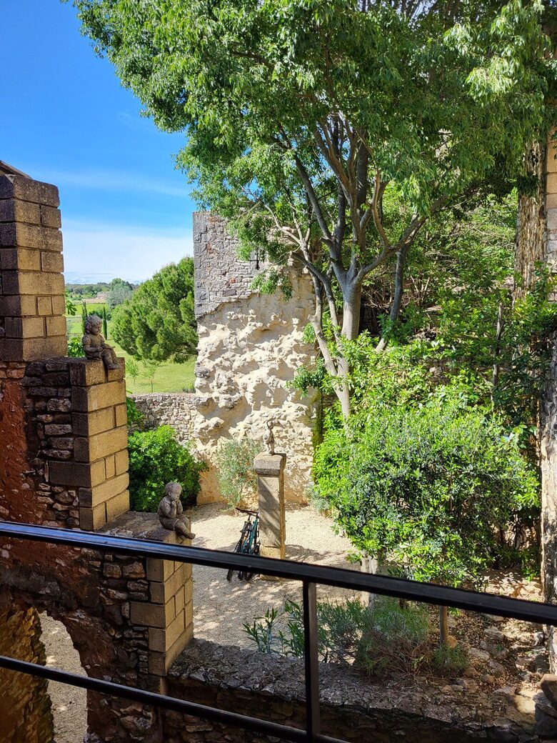 Charming Stone House with Pool - Pouzilhac, France