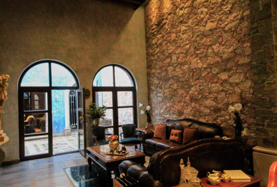 Villa Queretaro - Santiago de Querétaro, Mexico