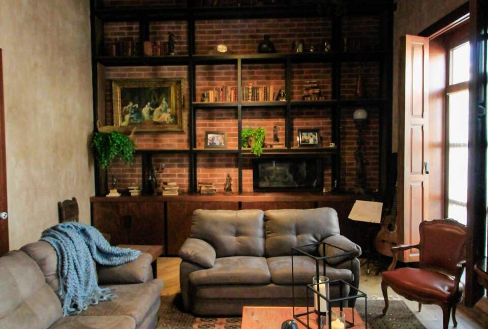 Villa Queretaro - Santiago de Querétaro, Mexico