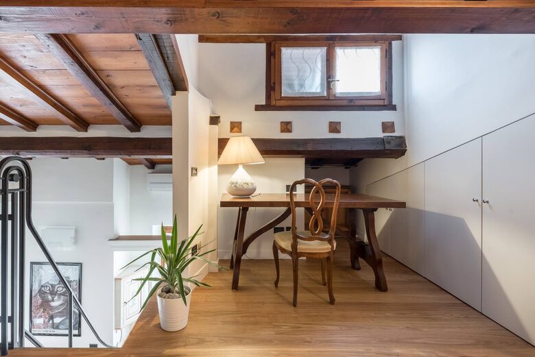 Two-Level Residence in Historic Florence - Florence, Italy