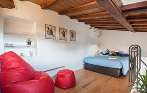 Two-Level Residence in Historic Florence - Florence, Italy