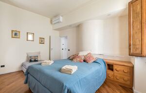 Two-Level Residence in Historic Florence - Florence, Italy