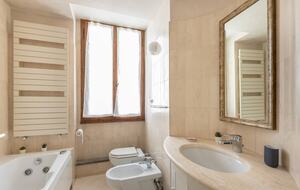 Two-Level Residence in Historic Florence - Florence, Italy