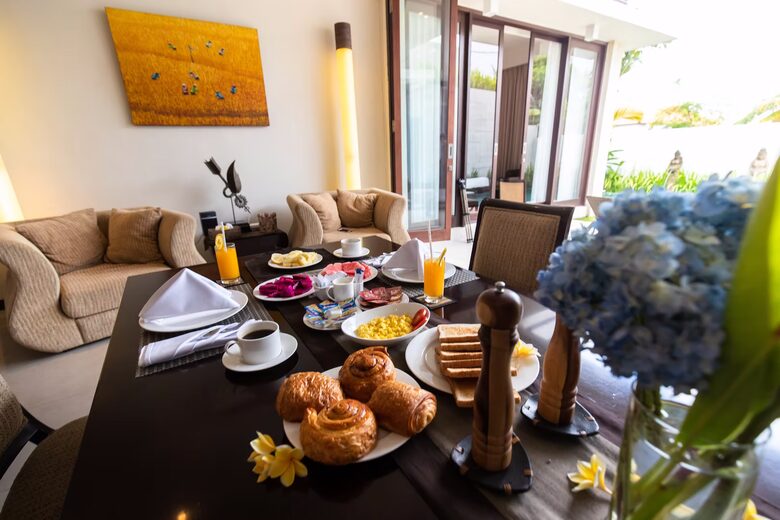 Modern Tropical Retreat with Pool in Bali - Kab. Badung, Indonesia