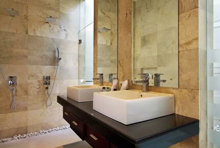 Modern Tropical Retreat with Pool in Bali - Kab. Badung, Indonesia