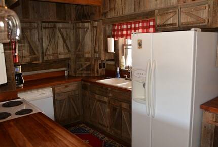 Rustic Elegance in the Blue Ridge | Main Lodge & Restored Log Cabin - Newland, North Carolina