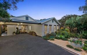 Modern Botanical Oasis Minutes from the Mornington Peninsula Beaches - Rye, Australia