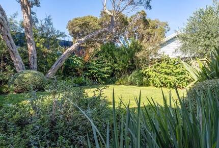 Modern Botanical Oasis Minutes from the Mornington Peninsula Beaches - Rye, Australia