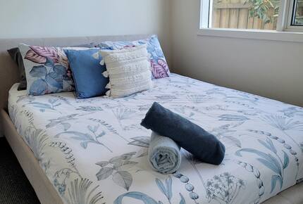 Stylish Peninsula Getaway Near the Shore - Rosebud, Australia