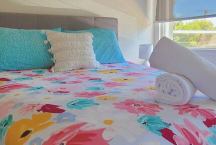 Stylish Peninsula Getaway Near the Shore - Rosebud, Australia