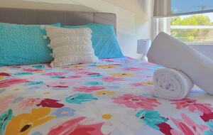 Stylish Peninsula Getaway Near the Shore - Rosebud, Australia