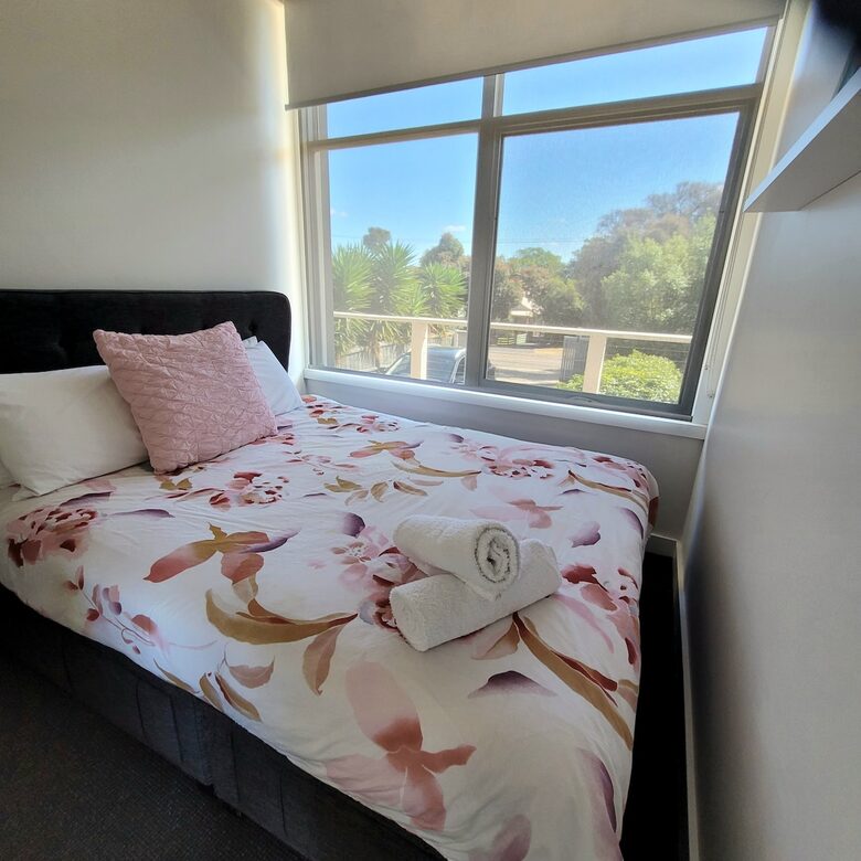 Stylish Peninsula Getaway Near the Shore - Rosebud, Australia