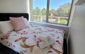 Stylish Peninsula Getaway Near the Shore - Rosebud, Australia