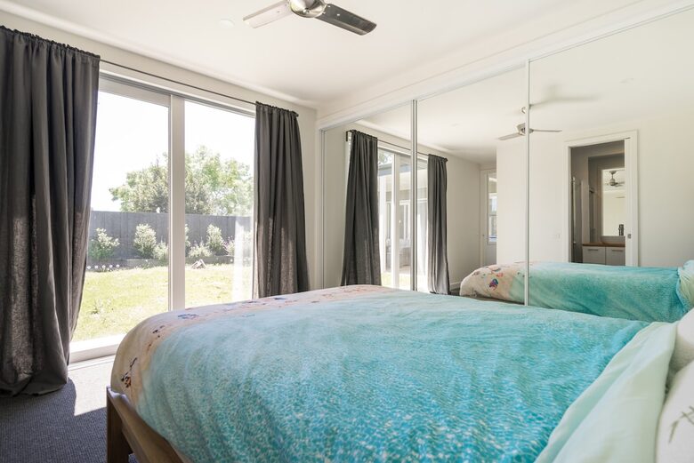 Stylish Peninsula Getaway Near the Shore - Rosebud, Australia