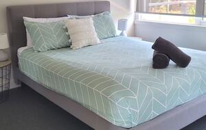 Stylish Peninsula Getaway Near the Shore - Rosebud, Australia