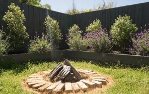 Stylish Peninsula Getaway Near the Shore - Rosebud, Australia