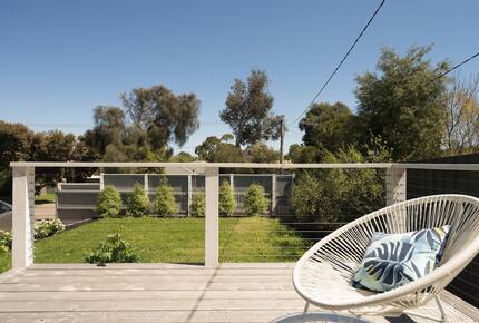 Stylish Peninsula Getaway Near the Shore - Rosebud, Australia