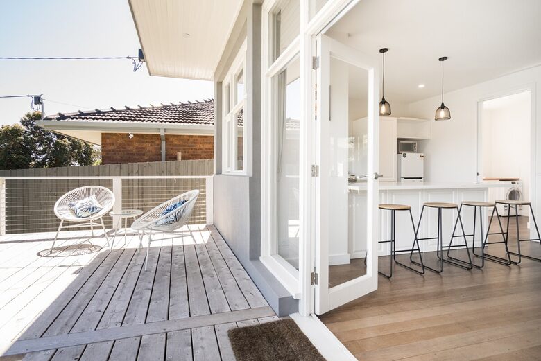 Stylish Peninsula Getaway Near the Shore - Rosebud, Australia