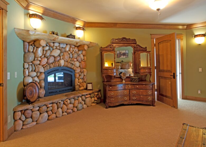 An Architectural Wonder in the Sierra Nevada - June Lake, California