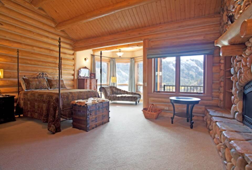 An Architectural Wonder in the Sierra Nevada - June Lake, California