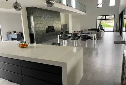 Architectural Retreat Near the City - Melbourne, Australia