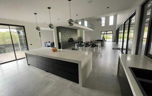 Architectural Retreat Near the City - Melbourne, Australia