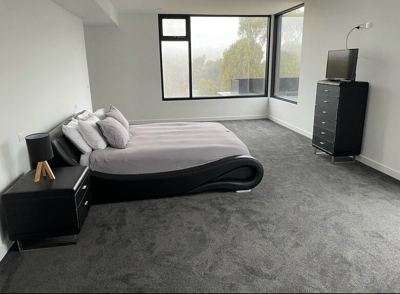 Architectural Retreat Near the City - Melbourne, Australia