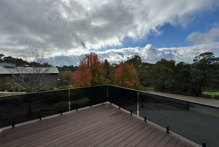 Architectural Retreat Near the City - Melbourne, Australia