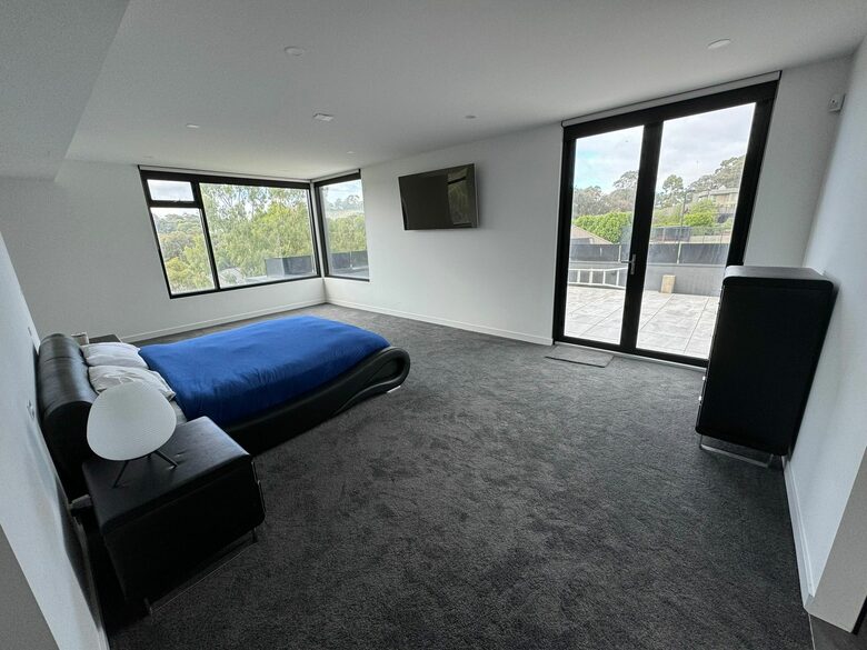 Architectural Retreat Near the City - Melbourne, Australia