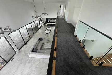 Architectural Retreat Near the City - Melbourne, Australia