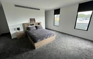 Architectural Retreat Near the City - Melbourne, Australia