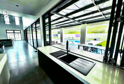 Architectural Retreat Near the City - Melbourne, Australia