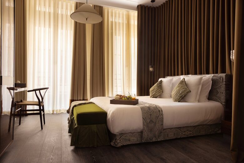 Elegance in the Heart of the 7ème - Paris, France