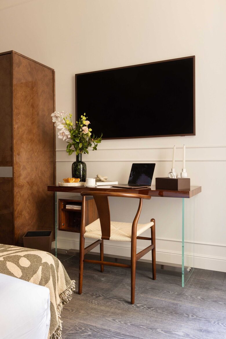 Elegance in the Heart of the 7ème - Paris, France