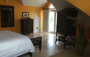 Paradise House Villa - Georgetown, Bahamas
