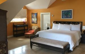 Paradise House Villa - Georgetown, Bahamas