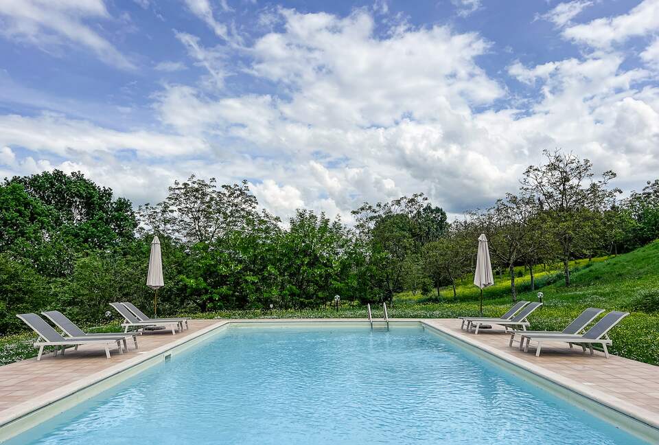 Villa San Lorenzo Umbrian Estate - Castiglione Del Lago, Italy