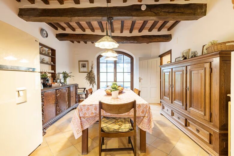 Villa San Lorenzo Umbrian Estate - Castiglione Del Lago, Italy