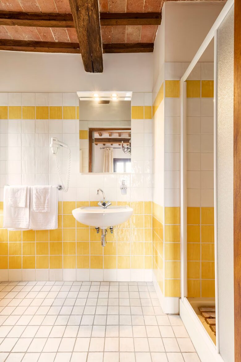 Villa San Lorenzo Umbrian Estate - Castiglione Del Lago, Italy