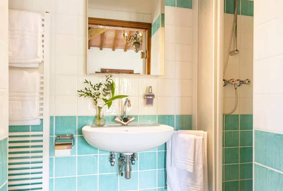 Villa San Lorenzo Umbrian Estate - Castiglione Del Lago, Italy