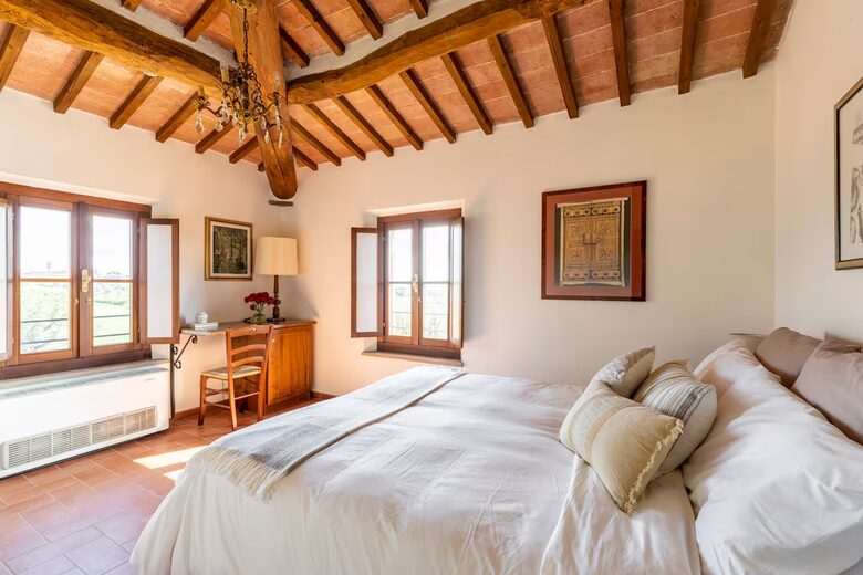 Villa San Lorenzo Umbrian Estate - Castiglione Del Lago, Italy